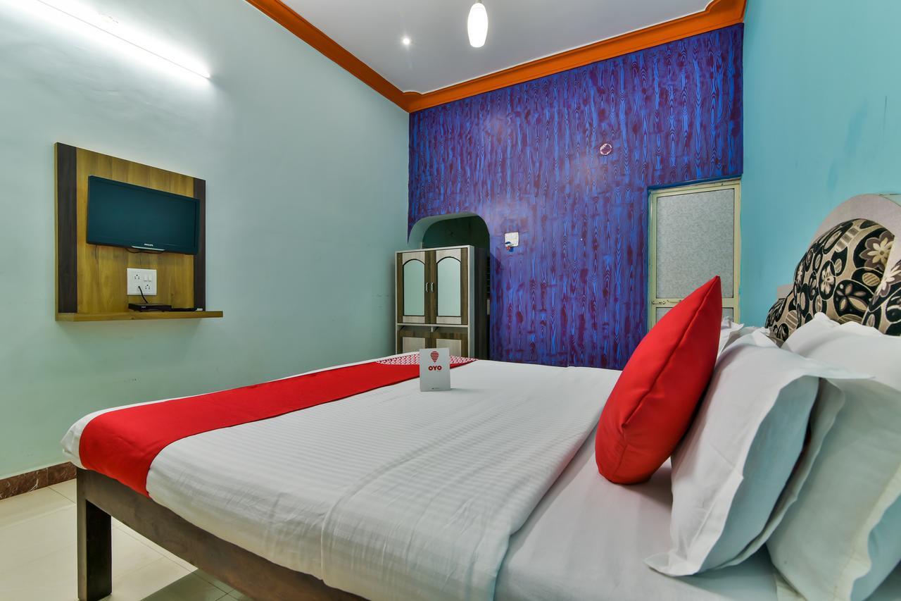 Oyo 2440 Palm Grove Hotel Vagator Eksteriør billede